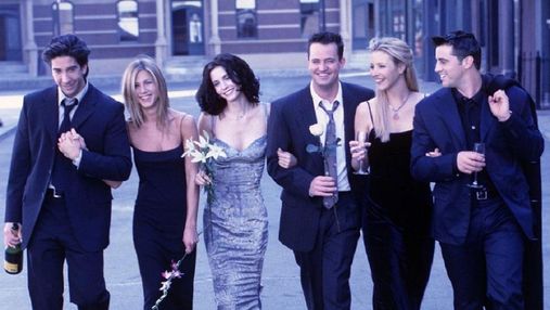 "Друзья" через 25 лет: актеры, сыгравшие Монику, Рейчел и Джои, показали совместное сефли