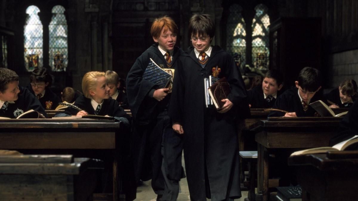 Том Фелтон поділився архівним фото з акторами Гаррі Поттера Том Фелтон поділився архівним фото з акторами Гаррі Поттера
