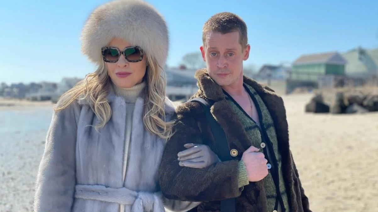 Маколей Калкин появился на первом фото Американской истории ужасов 10 сезон