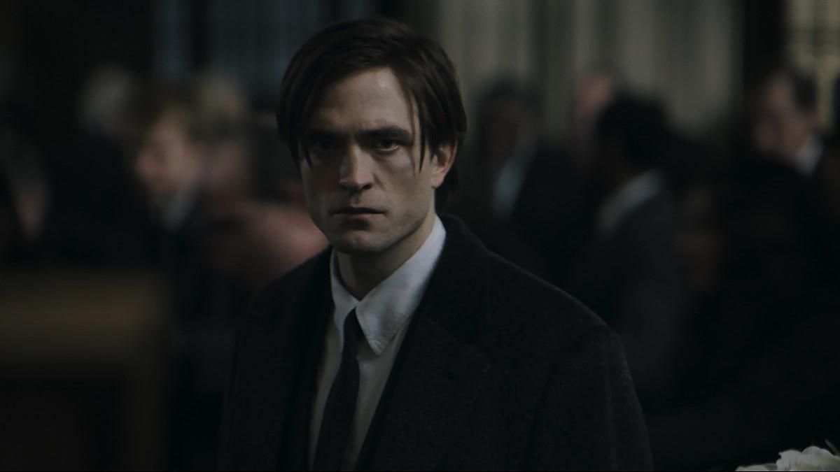 Съемки нового Бэтмена с Робертом Паттинсоном завершились Съемки нового Бэтмена с Робертом Паттинсоном завершились