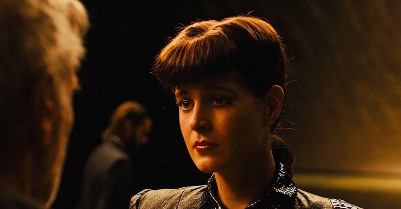 Актриса из "Бегущий по лезвию" раскритиковала свою цифровую версию с сиквела Актриса из "Бегущий по лезвию" раскритиковала свою цифровую версию с сиквела