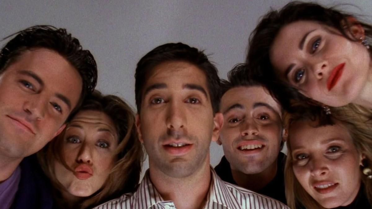 Фото и видео со съемок Друзей 2021 Фото и видео со съемок Друзей 2021