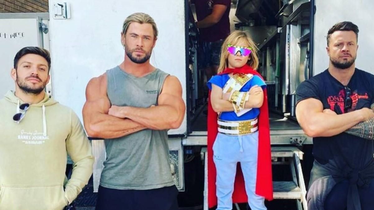 Видео Криса Хемсворта с сыном Видео Криса Хемсворта с сыном