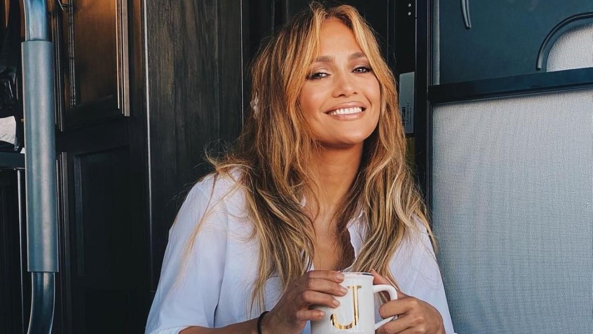 Дженнифер Лопес показала новые фото с Shotgun Wedding Дженнифер Лопес показала новые фото с Shotgun Wedding