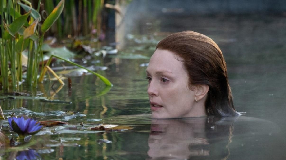 Джулианна Мур в новом сериале История Лизи 2021 по Стивену Кингу Джулианна Мур в новом сериале История Лизи 2021 по Стивену Кингу