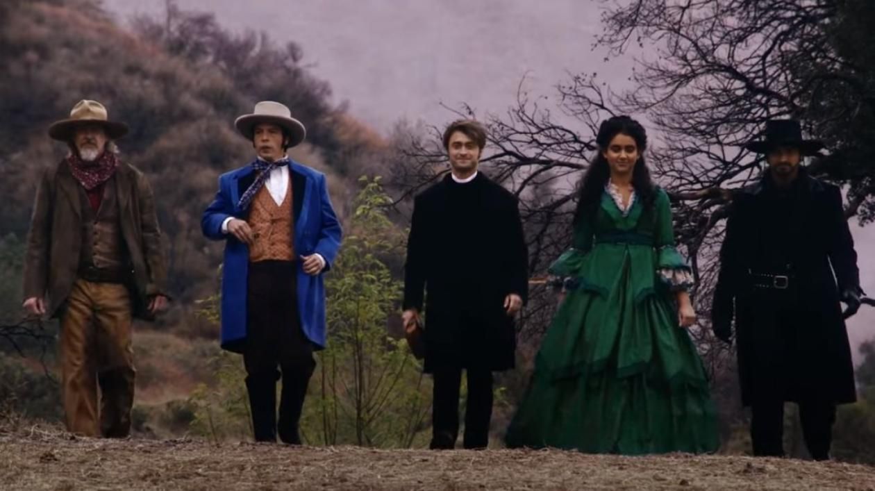 Третий сезон Чудотворцев с Дэниелом Рэдклиффом Третий сезон Чудотворцев с Дэниелом Рэдклиффом