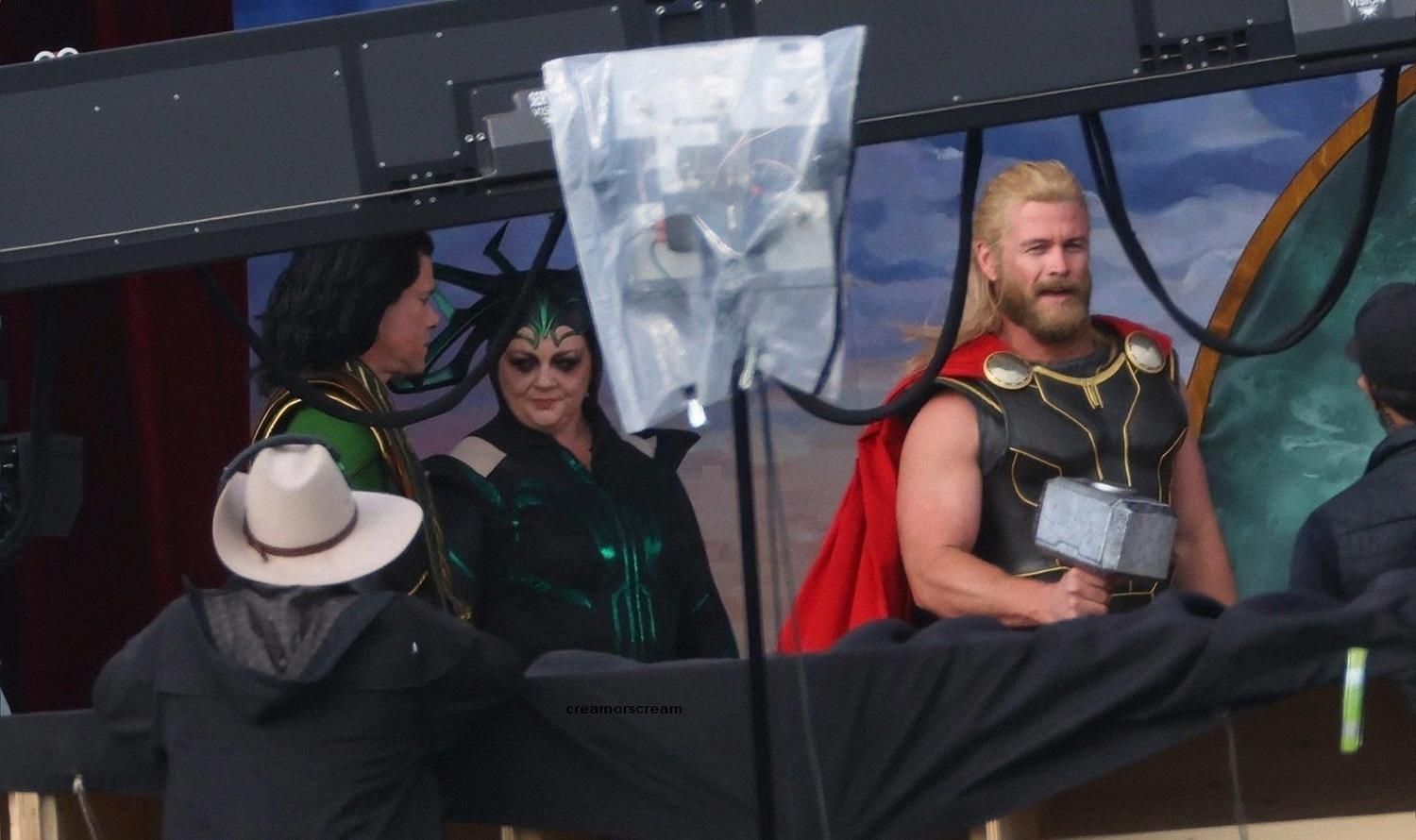 Крис Хемсворт заявил об окончании съемок Тора 4 Крис Хемсворт заявил об окончании съемок Тора 4