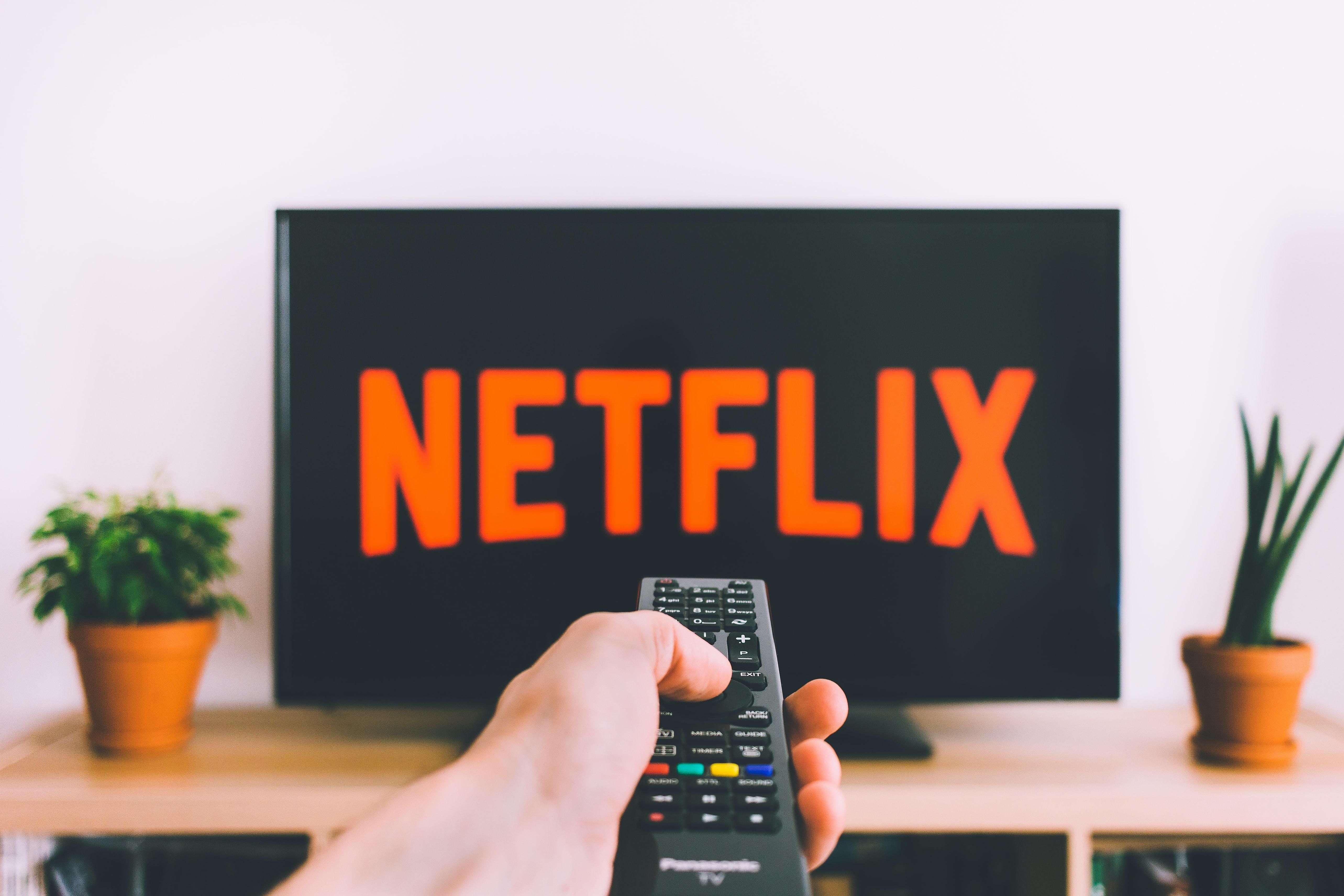 Стівен Спілберг відтепер зніматиме фільми для Netflix Стівен Спілберг відтепер зніматиме фільми для Netflix