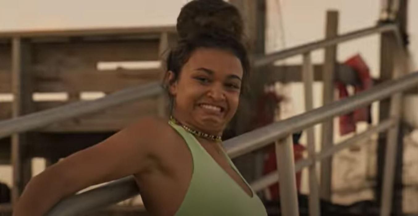 Зовнішні мілини 2: Netflix показав невдалі дублі – веселе відео Зовнішні мілини 2: Netflix показав невдалі дублі – веселе відео