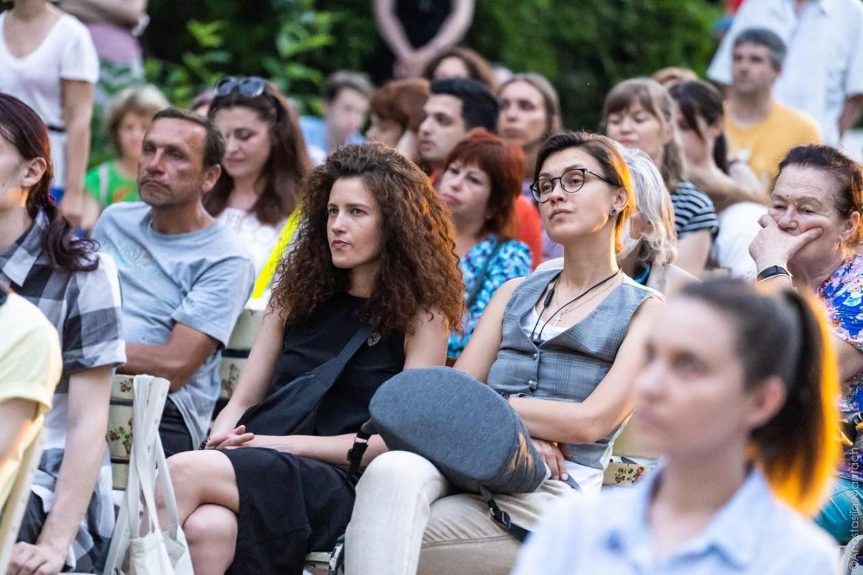 Киновернисаж под небом празднует 30-летие Независимости Украины: вторая часть программы Киновернисаж под небом празднует 30-летие Независимости Украины: вторая часть программы