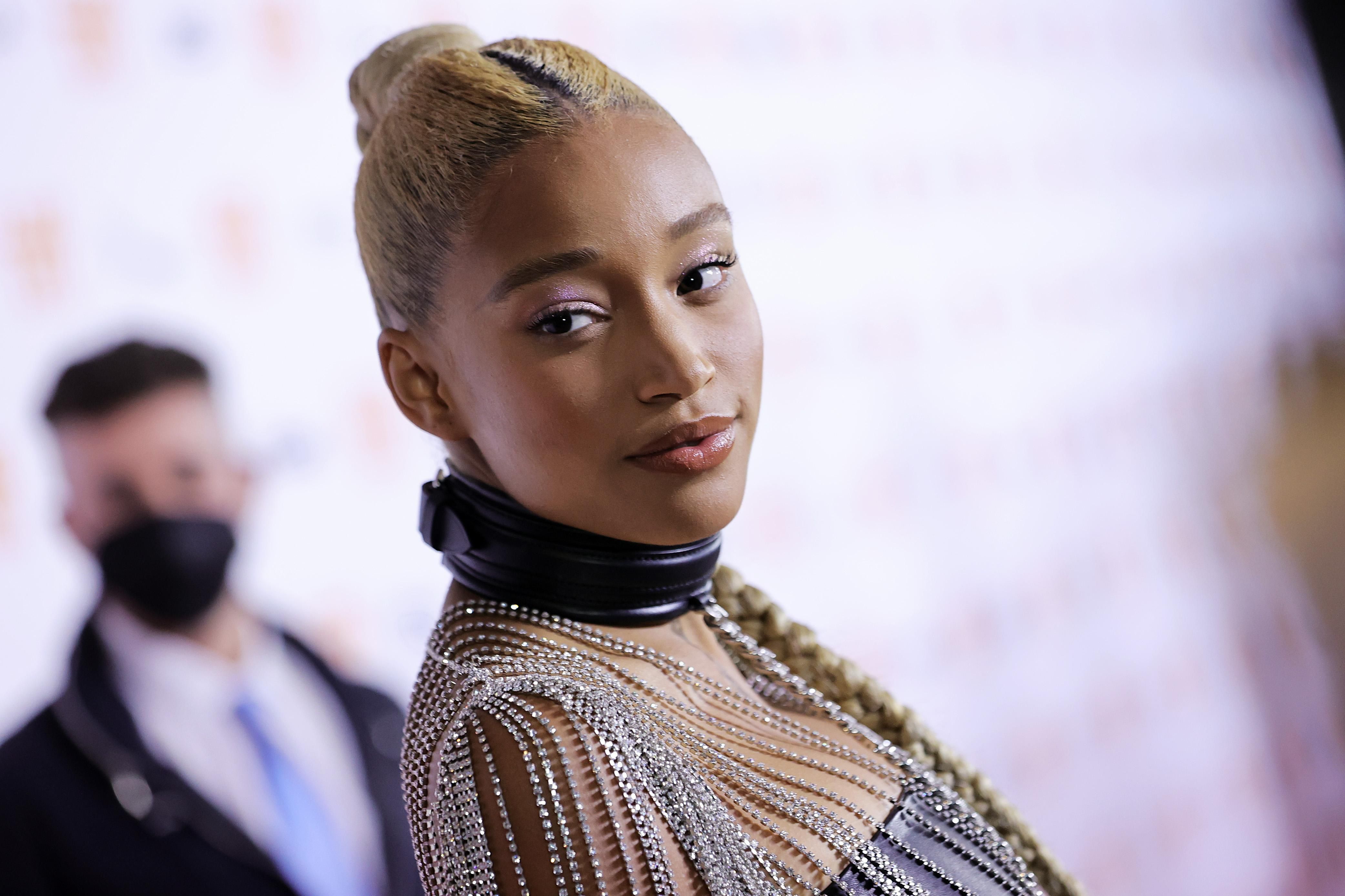 Голливудская элегантность в Торонто: образы звезд на красной дорожке кинофестиваля Голливудская элегантность в Торонто: образы звезд на красной дорожке кинофестиваля