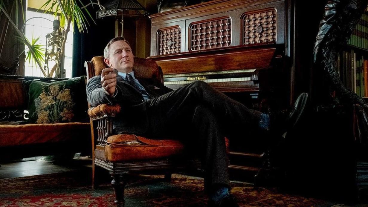 "Ножи наголо 2": завершились съемки детективного фильма с Дэниелом Крейгом "Ножи наголо 2": завершились съемки детективного фильма с Дэниелом Крейгом