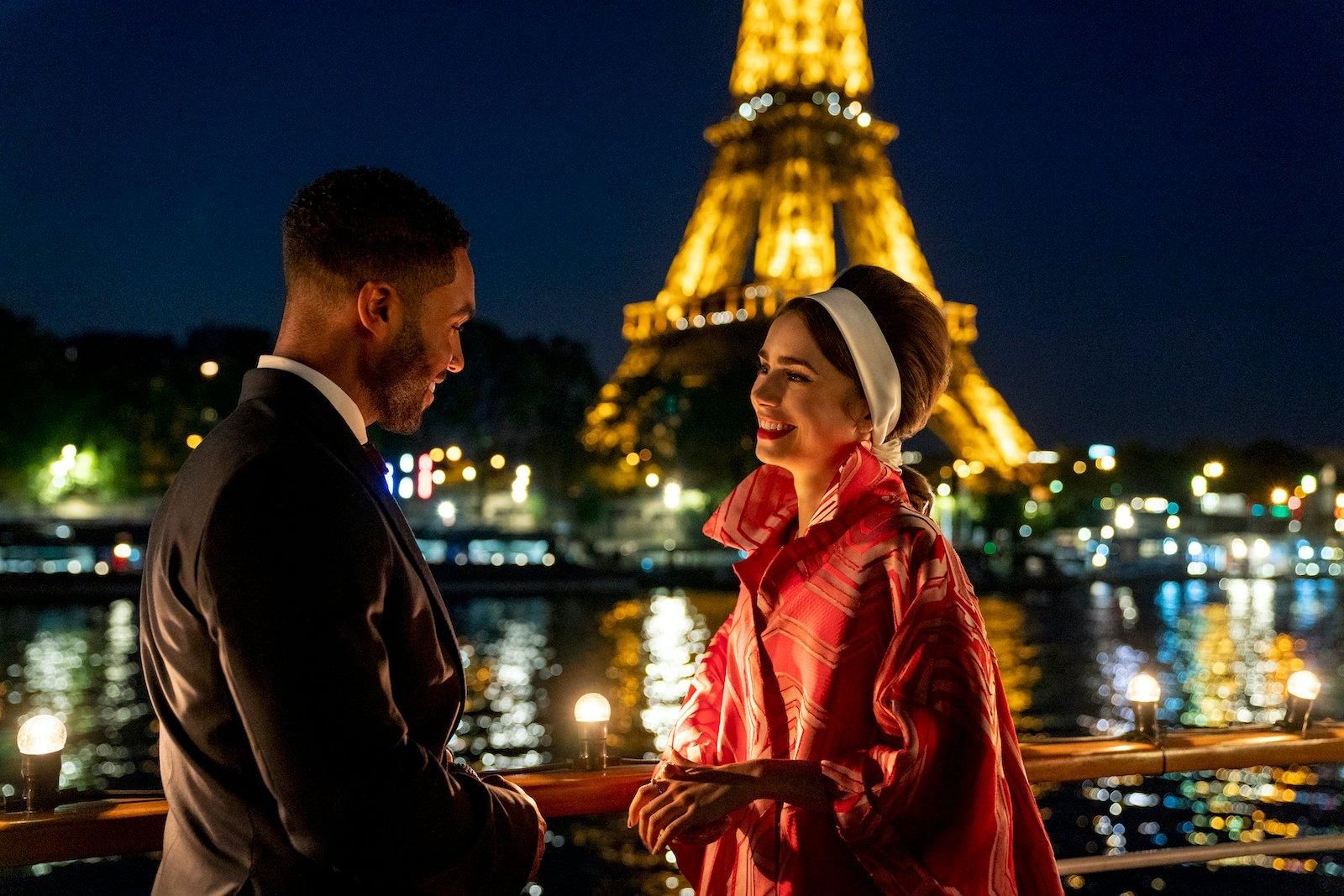 "Настоящее удовольствие": Netflix представил первые кадры второго сезона "Эмили в Париже"