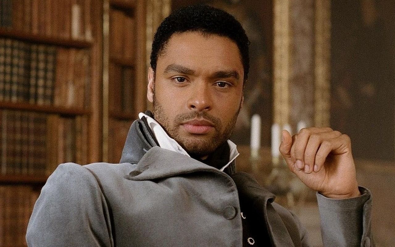 Герцог из "Бриджертонов" Реге-Жан Пейдж снимется в новом фильме Netflix - Кино Герцог из "Бриджертонов" Реге-Жан Пейдж снимется в новом фильме Netflix - Кино