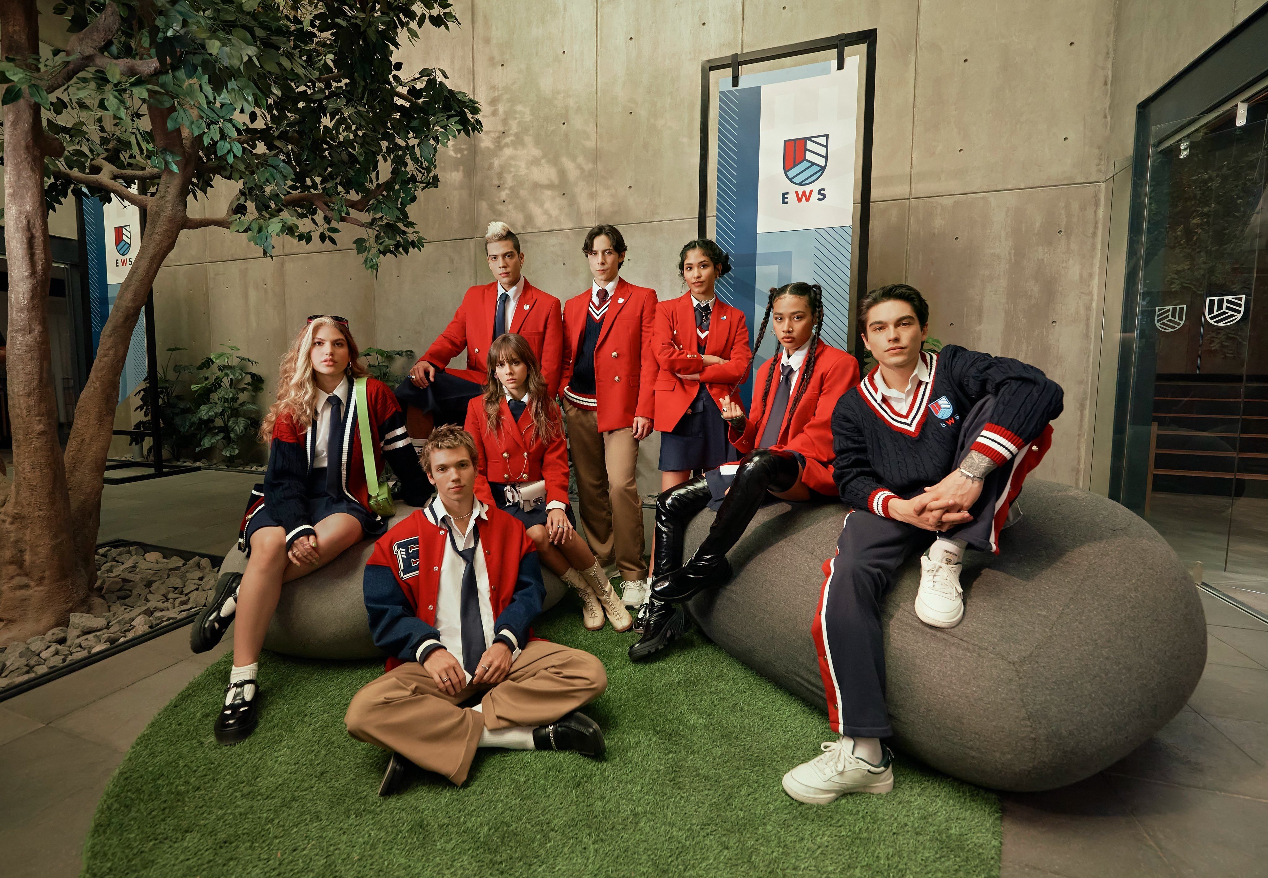 "Буремний шлях" повернеться на екрани: Netflix перезніме серіал про підлітків - Кіно "Буремний шлях" повернеться на екрани: Netflix перезніме серіал про підлітків - Кіно