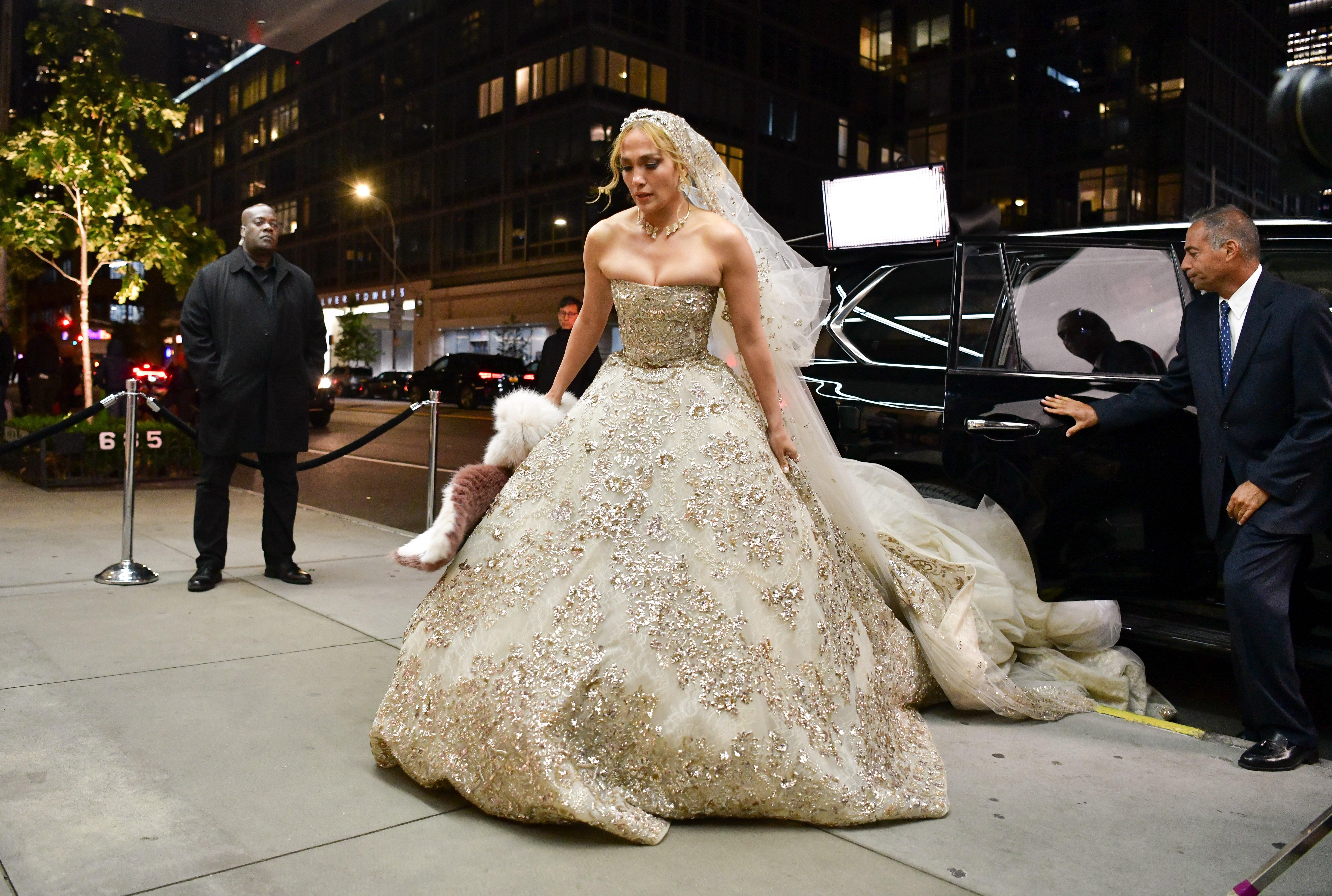Дженіфер Лопес у весільній сукні: довгоочікуваний трейлер фільму "Вийду за тебе" - Кіно
