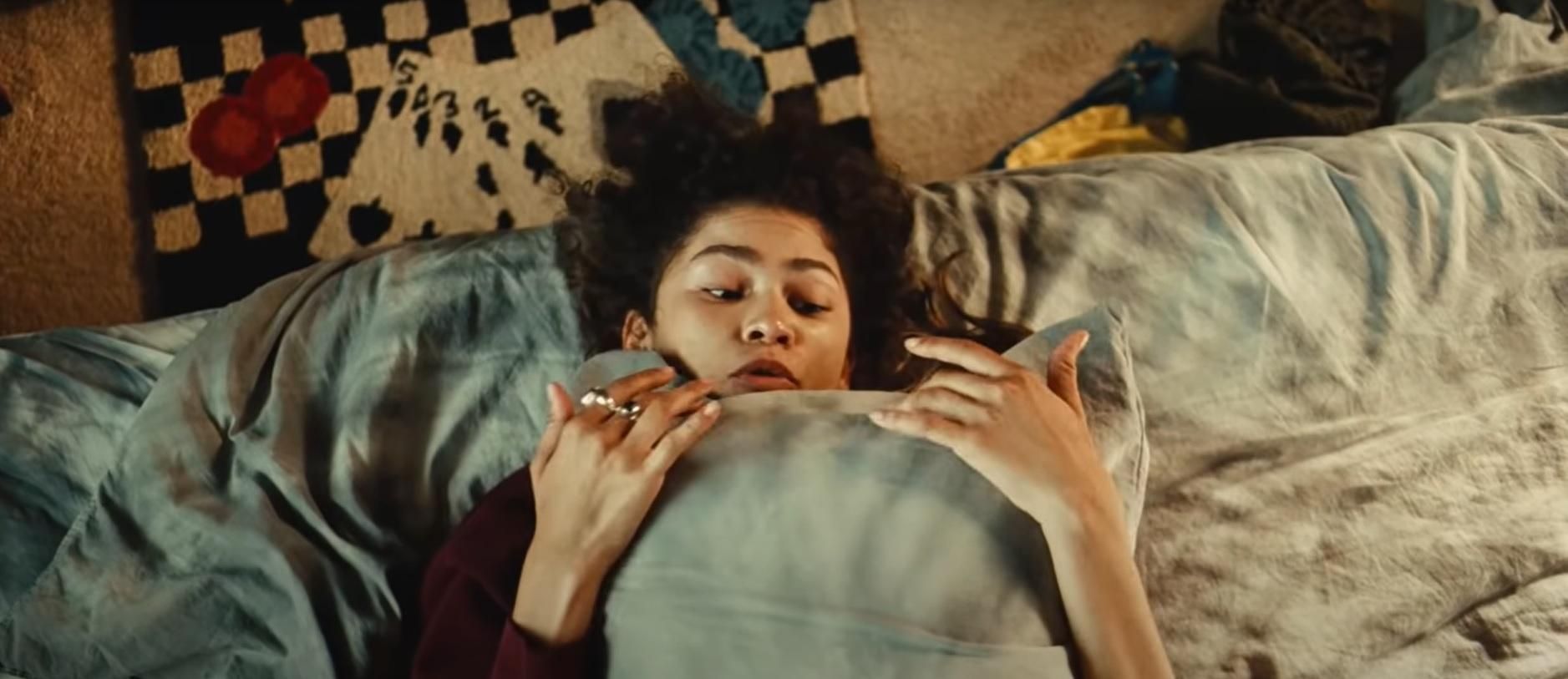 Зендея танцює з подушкою у новому трейлері другого сезону "Ейфорії": дата прем'єри - Кіно Зендея танцює з подушкою у новому трейлері другого сезону "Ейфорії": дата прем'єри - Кіно