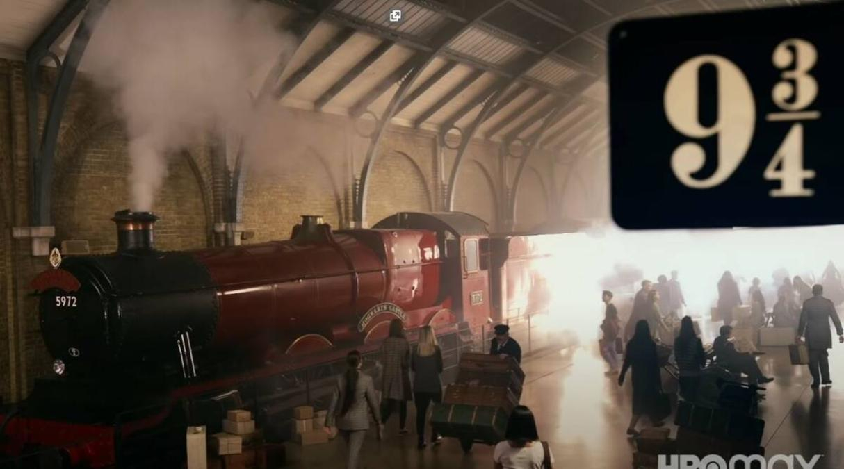Возвращение в Хогвартс: сеть покорил первый тизер новогоднего спецэпизода "Гарри Поттера"