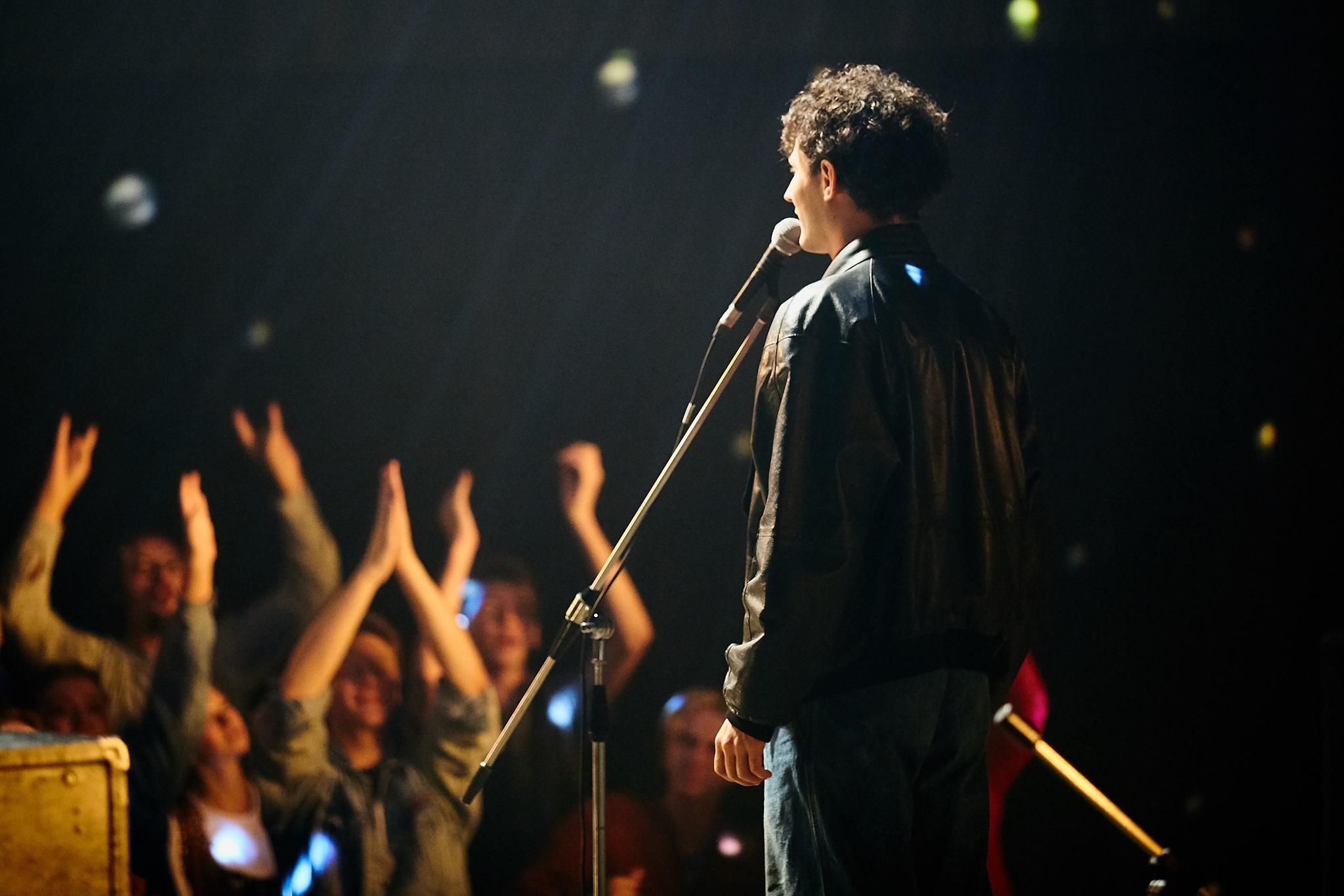 "Я, "Победа" и Берлин": MONATIK презентовал кавер-версию песни "Старі фотографії" - Кино "Я, "Победа" и Берлин": MONATIK презентовал кавер-версию песни "Старі фотографії" - Кино