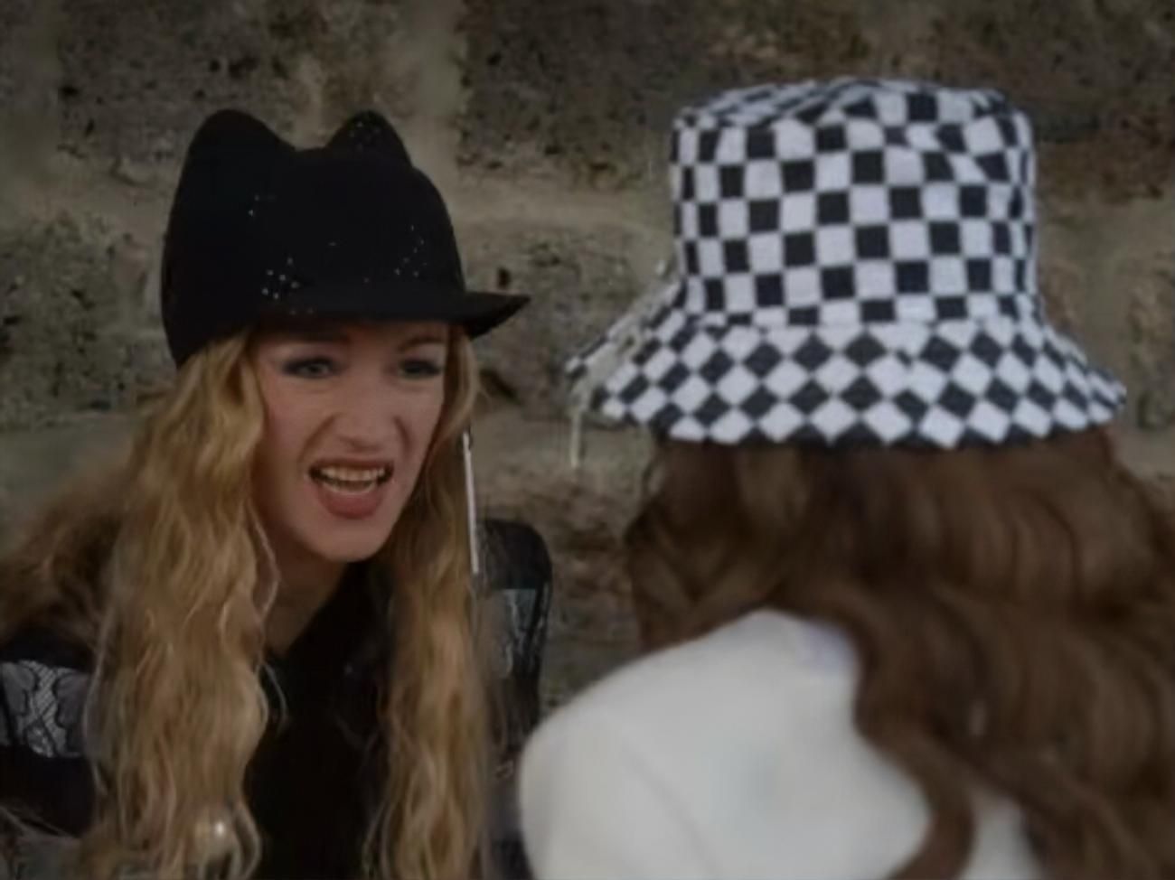 Netflix ответил на письмо Ткаченко по поводу карикатурного образа украинки в "Эмили в Париже" Netflix ответил на письмо Ткаченко по поводу карикатурного образа украинки в "Эмили в Париже"