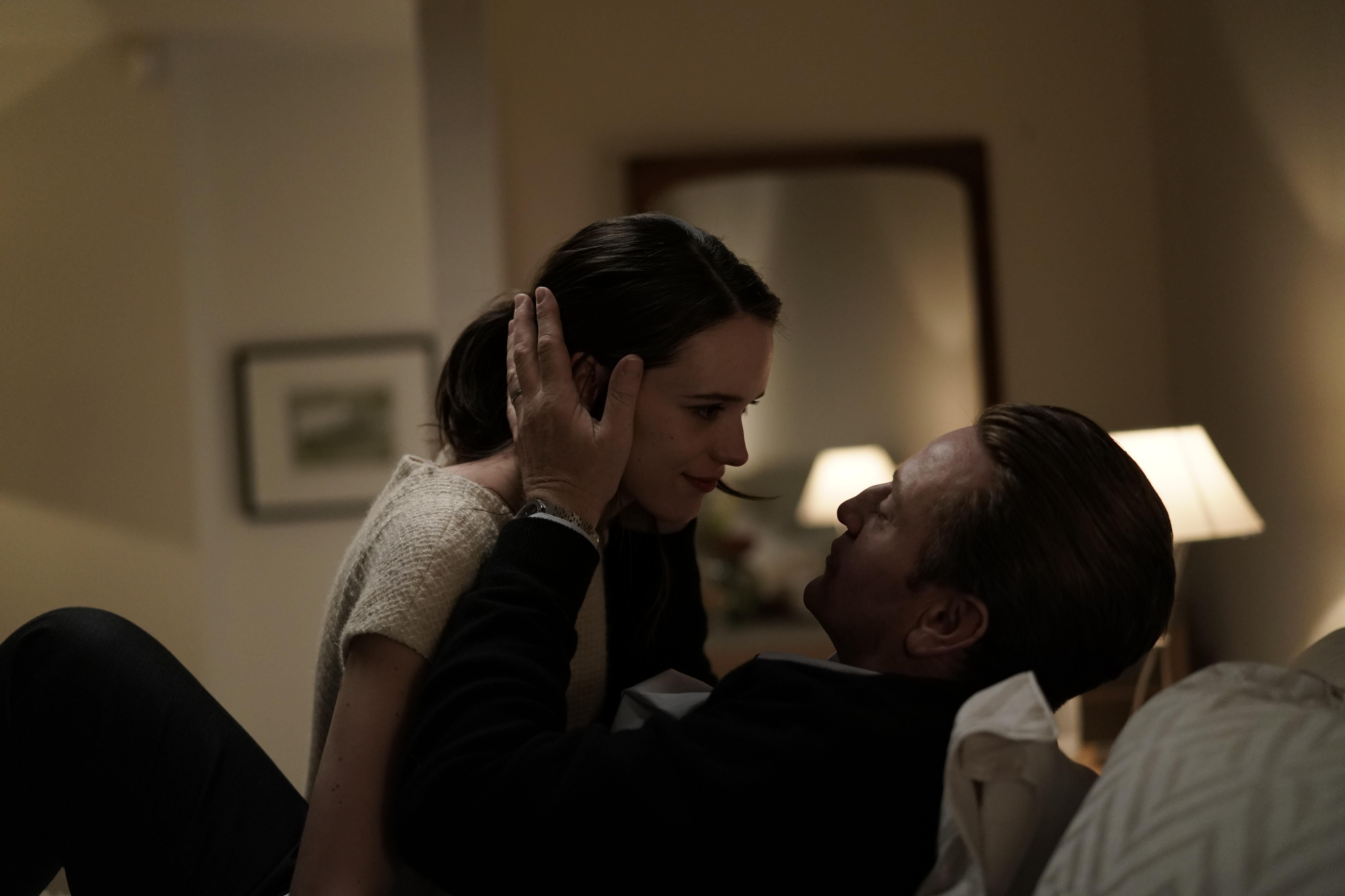 Ідеальна дівчина та "поганий хлопець": розсекретили, коли вийде французький фільм "Коханці" - Кіно Ідеальна дівчина та "поганий хлопець": розсекретили, коли вийде французький фільм "Коханці" - Кіно