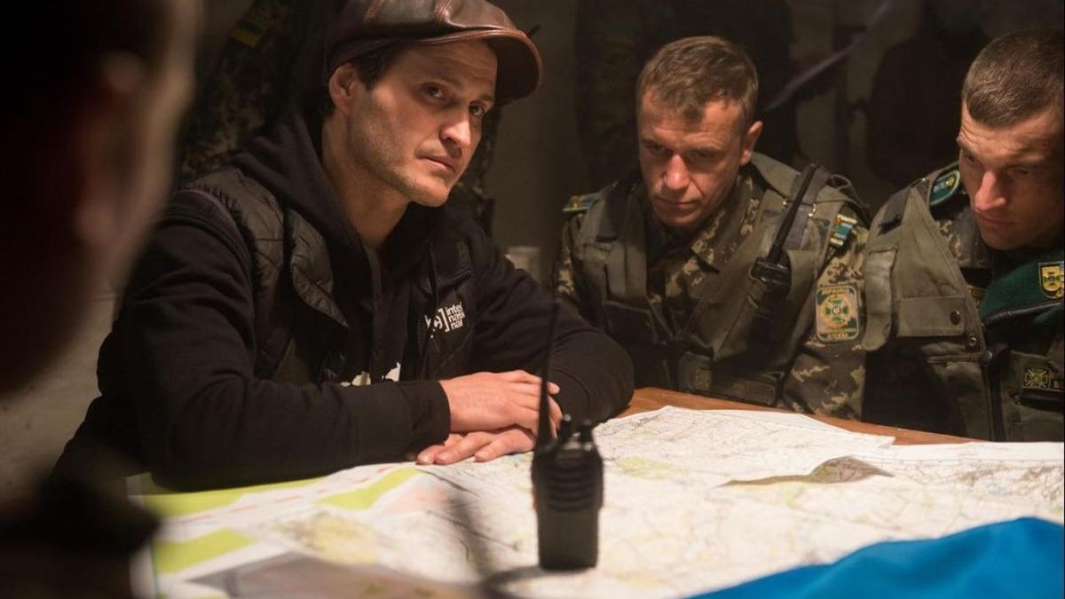 Ми прагнемо знімати чесне кіно, – Ахтем Сеітаблаєв розповів про воєнну драму "Мирний-21" - Кіно