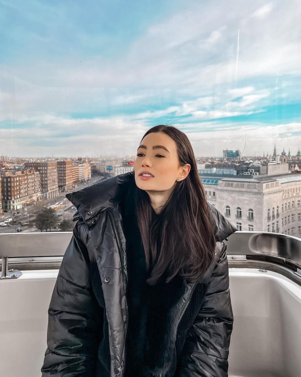 Блокуйте тих, хто поширює фейки, – акторка з Конотопа Марина Мазепа підтримала Україну - Кіно Блокуйте тих, хто поширює фейки, – акторка з Конотопа Марина Мазепа підтримала Україну - Кіно