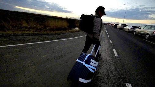 Голливудский актер Шон Пенн рассказал, как пешком бежал в Польшу из Украины после начала войны