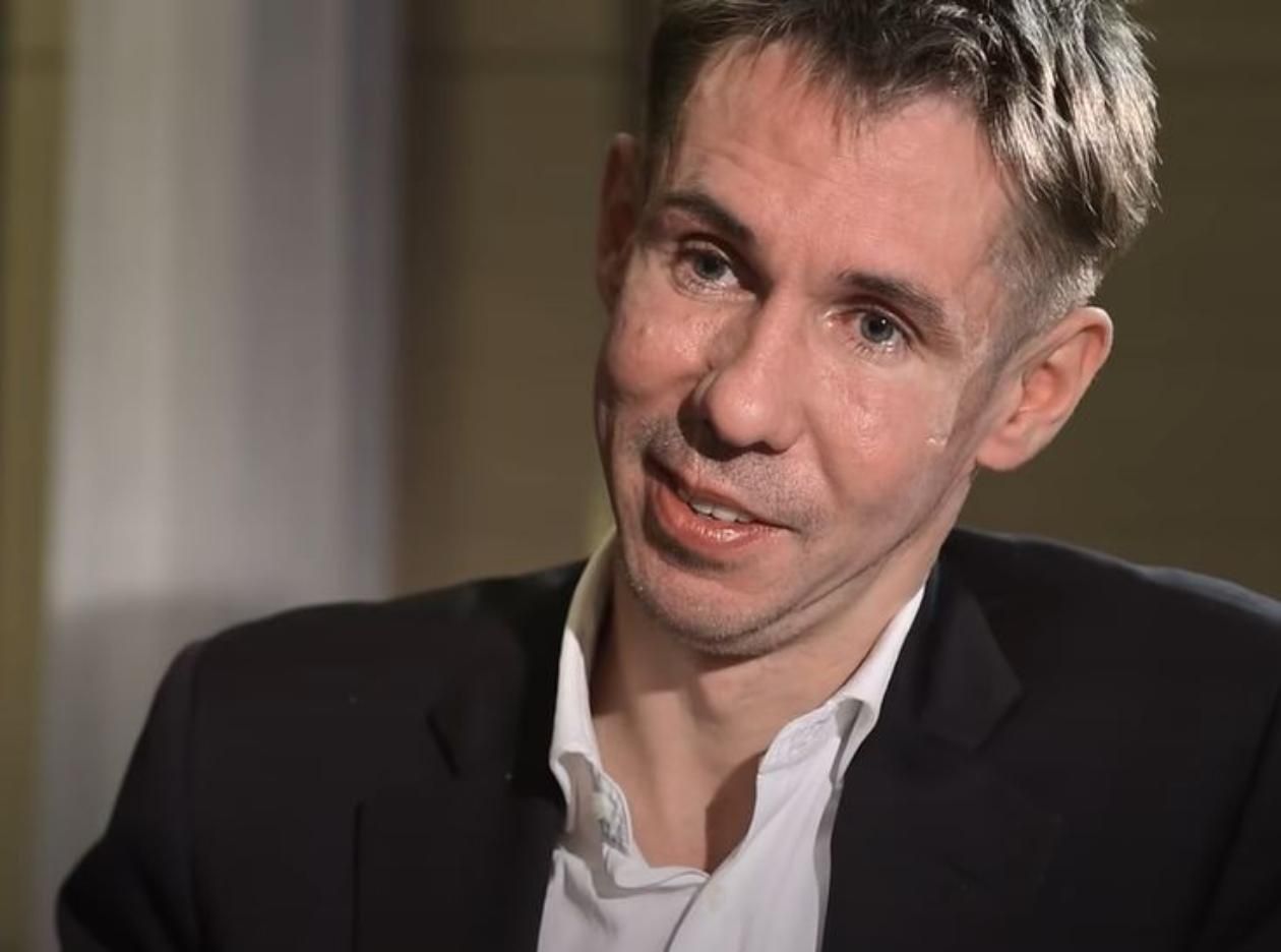 "Я колись теж вірив в ту ху*ню": скандальний Панін закликав росіян засуджувати дії Путіна - Кіно "Я колись теж вірив в ту ху*ню": скандальний Панін закликав росіян засуджувати дії Путіна - Кіно