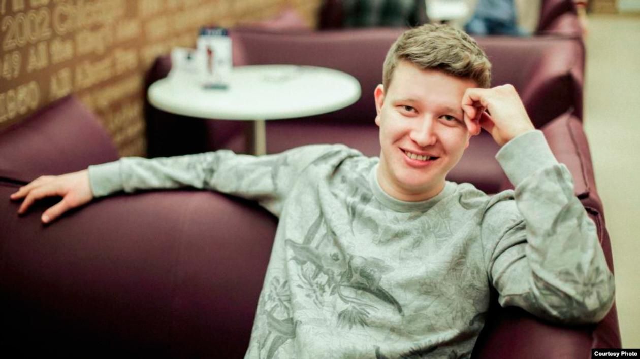 Это паразит, шовинист и малоросс на теле украинской культуры, – Нариман Алиев о Лознице - Кино Это паразит, шовинист и малоросс на теле украинской культуры, – Нариман Алиев о Лознице - Кино