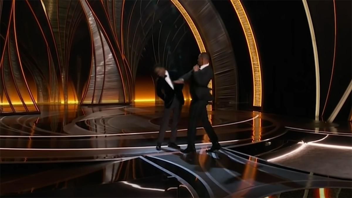 На Оскаре прокомментировали скандал с Виллом Смитом, который вмазал Крису Року из-за жены - Кино На Оскаре прокомментировали скандал с Виллом Смитом, который вмазал Крису Року из-за жены - Кино