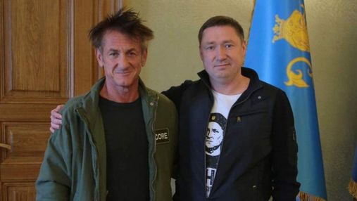 Шон Пенн поддерживает Украину: его благотворительная организация помогает переселенцам во Львове