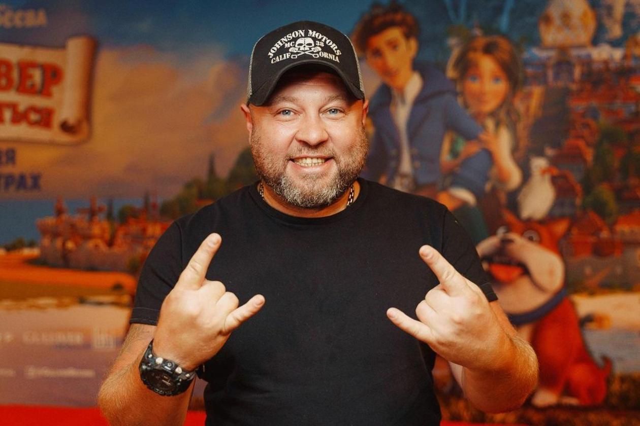 Актор "95 кварталу" Олександр Пікалов вступив до лав Нацгвардії України: фото зі зброєю - Кіно Актор "95 кварталу" Олександр Пікалов вступив до лав Нацгвардії України: фото зі зброєю - Кіно