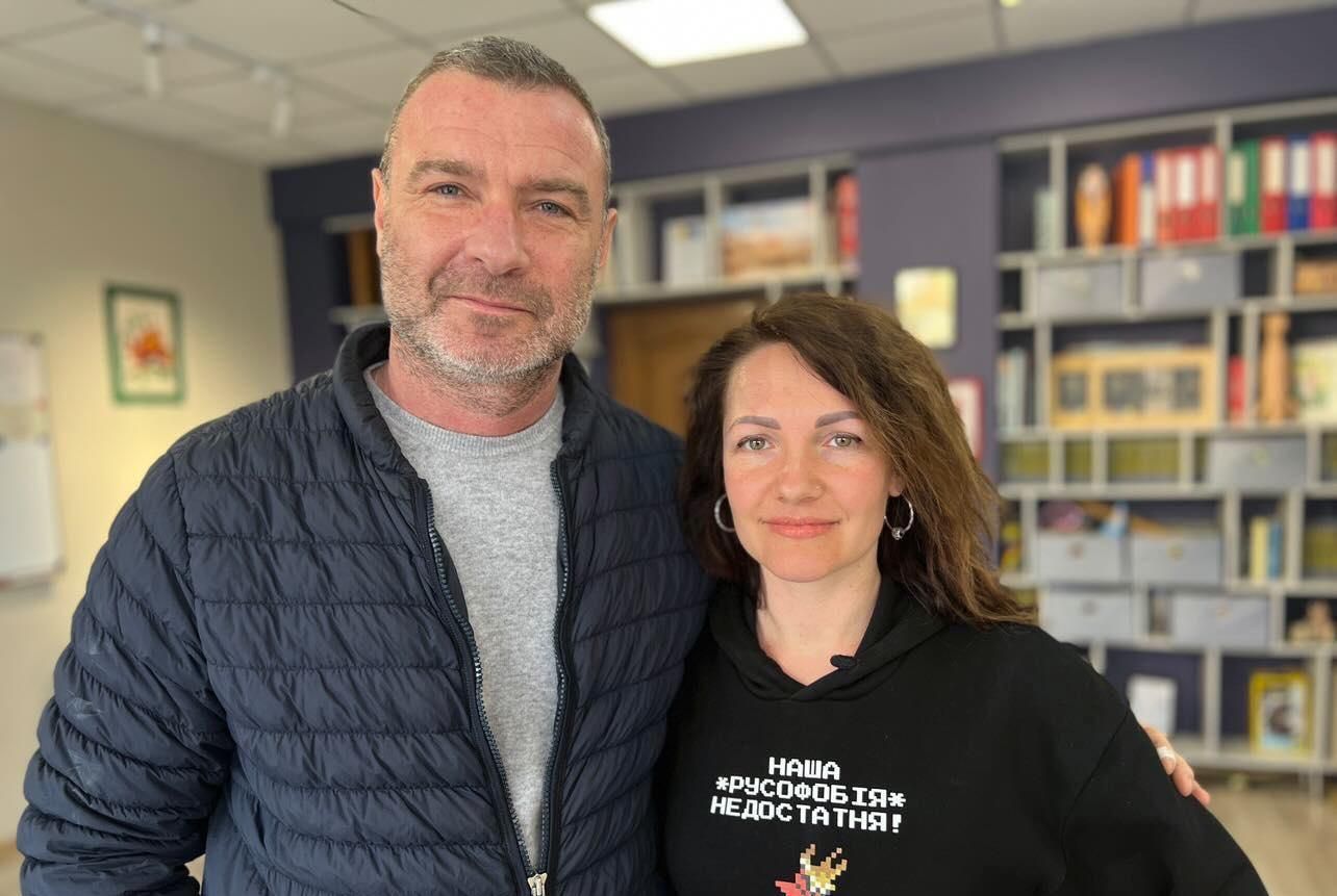 Лієв Шрайбер у Львові: актор закликав українців не боятися звертатися до психологів - Кіно Лієв Шрайбер у Львові: актор закликав українців не боятися звертатися до психологів - Кіно