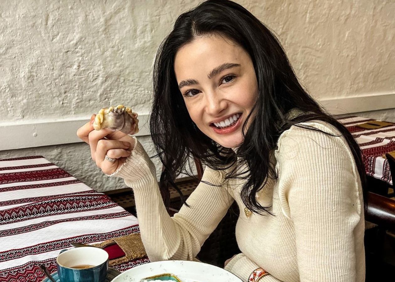 "Никогда не забуду вкус бабушкиного кулича": Марина Мазепа вспомнила детство в Украине - Кино "Никогда не забуду вкус бабушкиного кулича": Марина Мазепа вспомнила детство в Украине - Кино