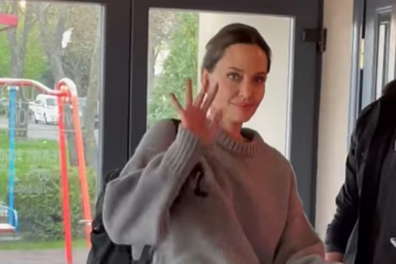 Визит Джоли во Львов – ее собственная инициатива, ООН здесь ни при чем, – Мэтт Солтмарш - Кино