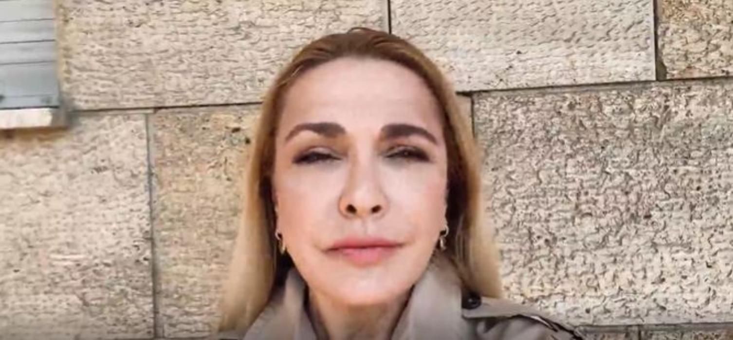 Ольга Сумская зачитала стихотворение Симоненко в знак поддержки украинской армии трогательное видео - Кино Ольга Сумская зачитала стихотворение Симоненко в знак поддержки украинской армии трогательное видео - Кино