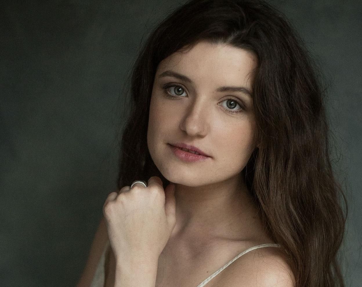 "Молоді сиві українці – це ми" режисерка Ірина Цілик описала 90-й день війни у межах Канн - Кіно "Молоді сиві українці – це ми" режисерка Ірина Цілик описала 90-й день війни у межах Канн - Кіно