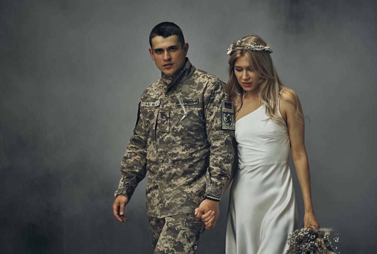 Я вирішив йти на війну, коли дізнався, що його вбили, – актор "Мирного-21" Девізоров про Пашу Лі - Кіно Я вирішив йти на війну, коли дізнався, що його вбили, – актор "Мирного-21" Девізоров про Пашу Лі - Кіно