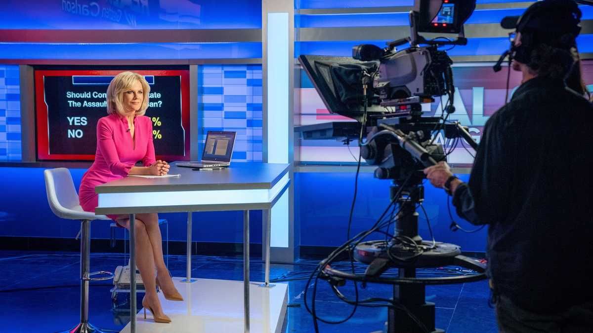 14 найцікавіших фільмів та серіалів про те, як працюють журналісти - Кіно 14 найцікавіших фільмів та серіалів про те, як працюють журналісти - Кіно