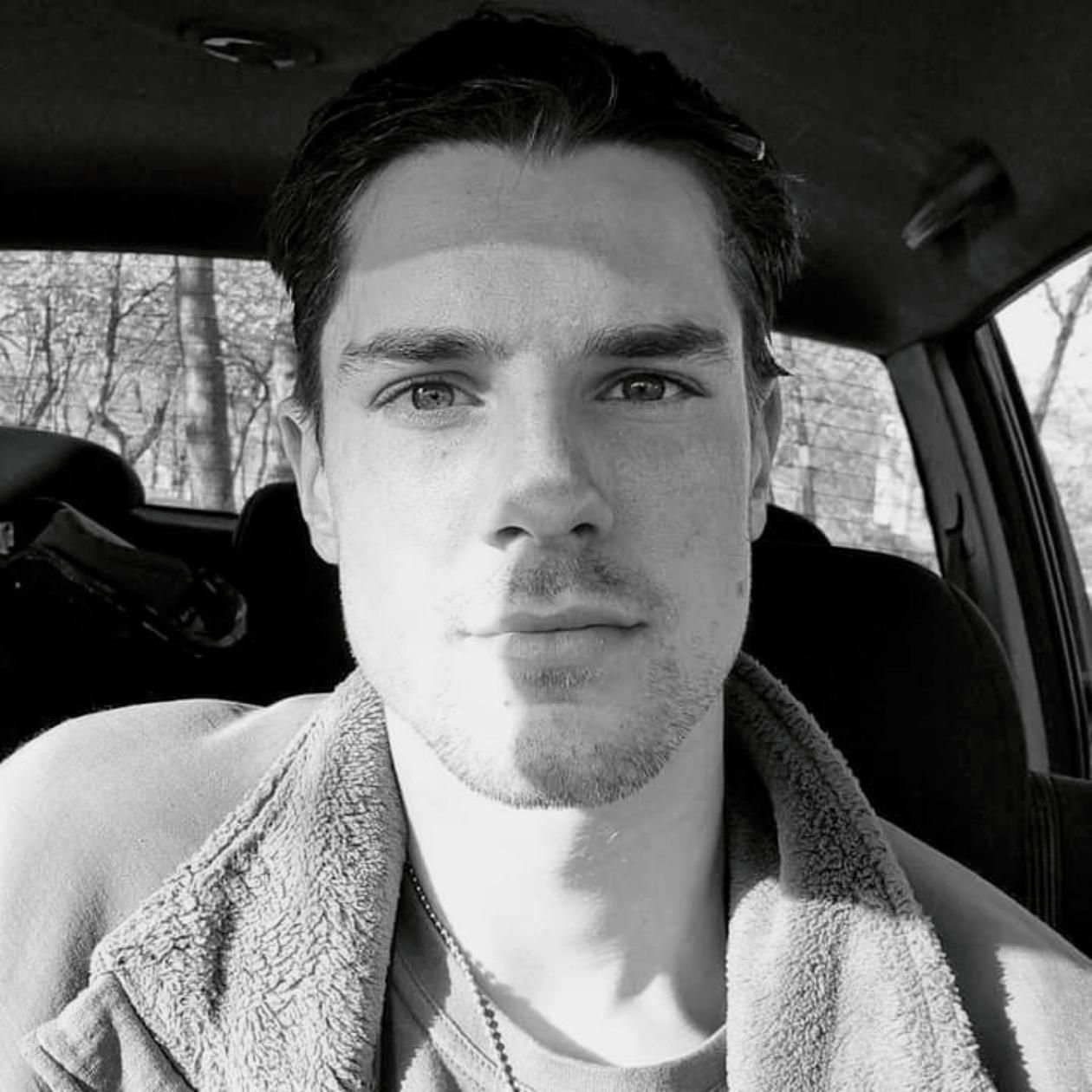 "Шок и страшное горе"  украинские режиссеры и актеры почтили память Романа Ратушного - Кино "Шок и страшное горе"  украинские режиссеры и актеры почтили память Романа Ратушного - Кино