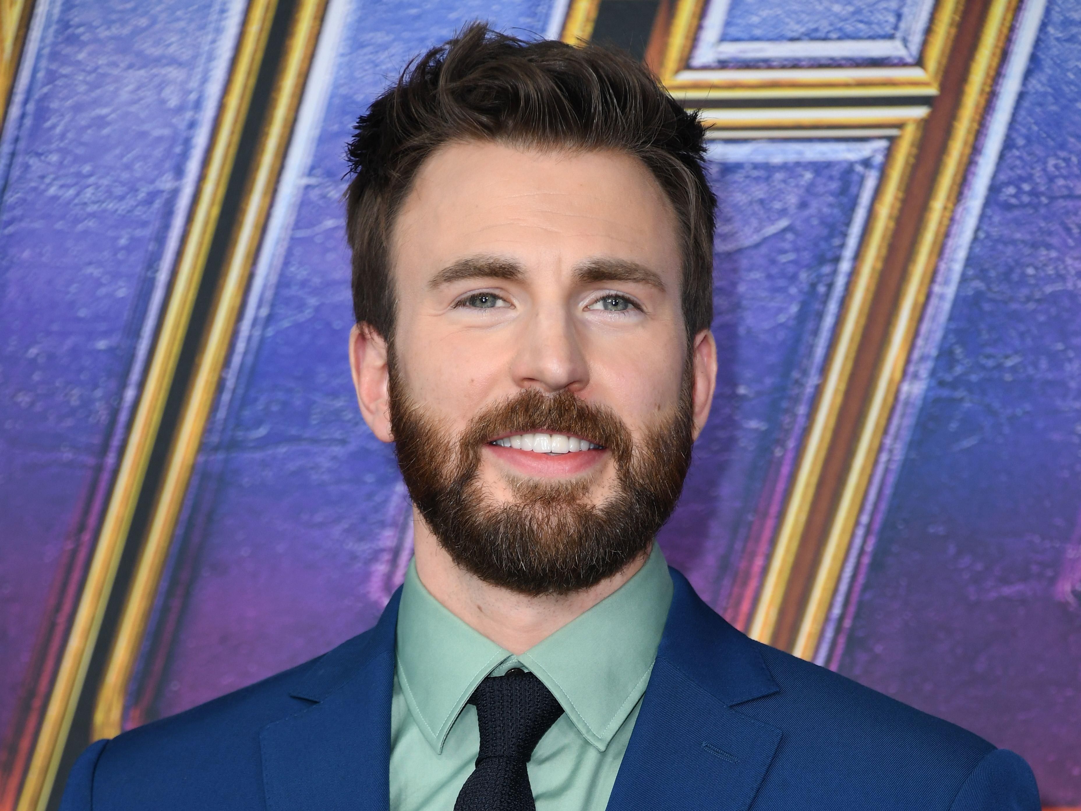 Идиоты, которые вымрут как динозавры – Эванс о людях, критикующих ЛГБТ-сцены в мультике Pixar - Кино Идиоты, которые вымрут как динозавры – Эванс о людях, критикующих ЛГБТ-сцены в мультике Pixar - Кино