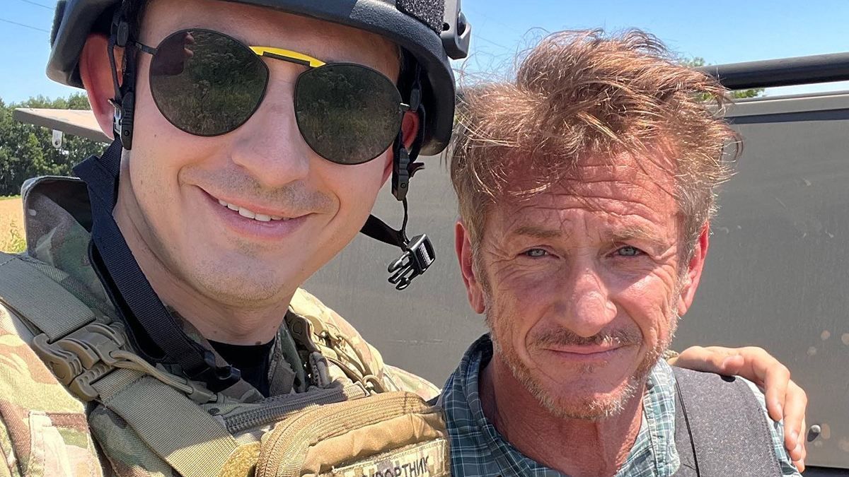 Шон Пенн просив Колю Сєргу відправити його воювати проти росії – як це було Шон Пенн просив Колю Сєргу відправити його воювати проти росії – як це було