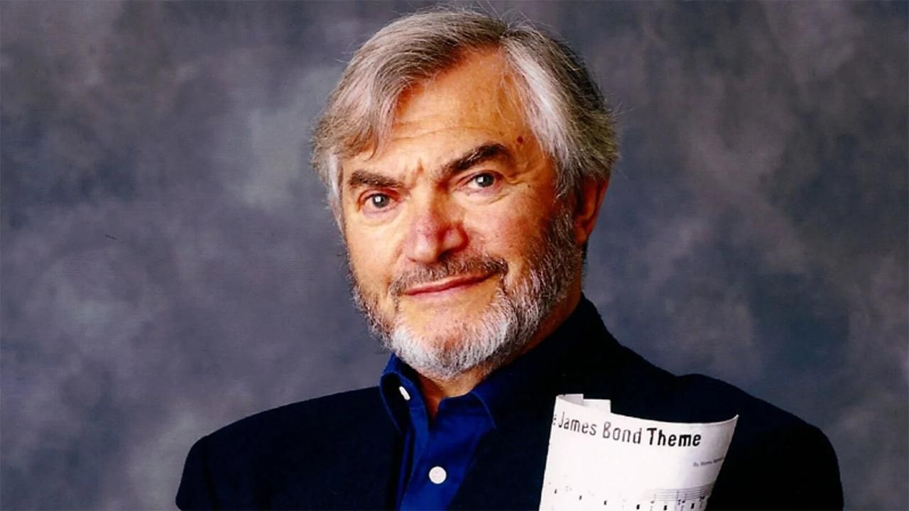 Умер композитор Монти Норман – автор музыки Джеймса Бонда Умер композитор Монти Норман – автор музыки Джеймса Бонда