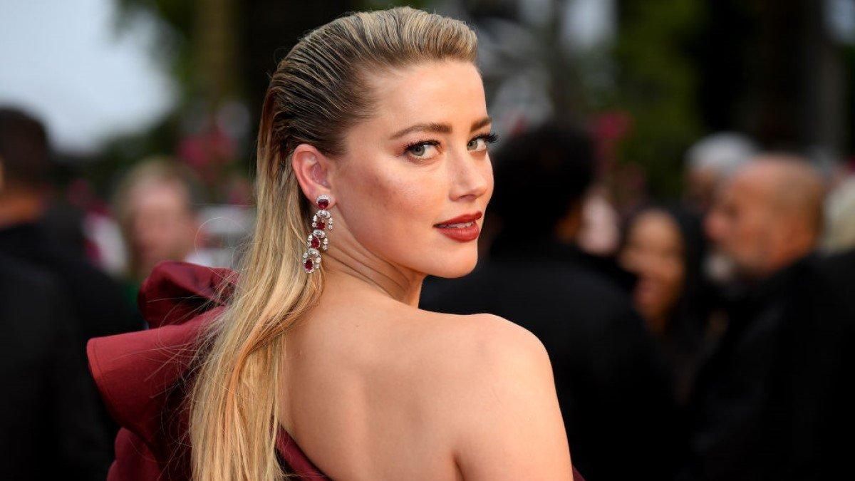 Суд между Джонни Деппом и Эмбер Герд - судья отказала актрисе в пересмотре вердикта Суд между Джонни Деппом и Эмбер Герд - судья отказала актрисе в пересмотре вердикта