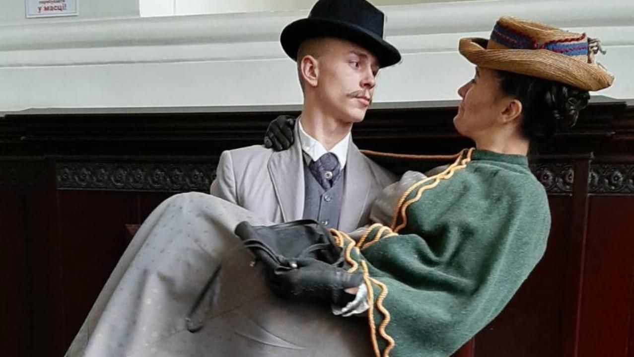 Руслан Пахомі з Кріпосної пішов служити у ЗСУ Руслан Пахомі з Кріпосної пішов служити у ЗСУ