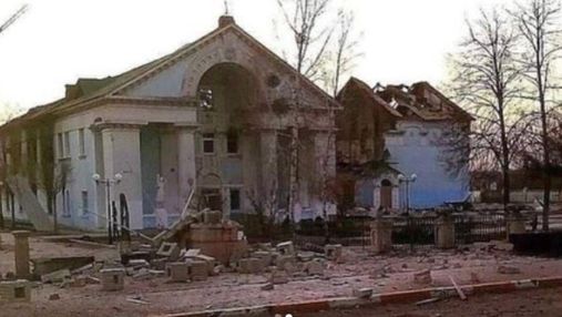 До і після росіян: Остапчук показав зруйнований будинок в Ірпені, де знімали "Любов і блогери"