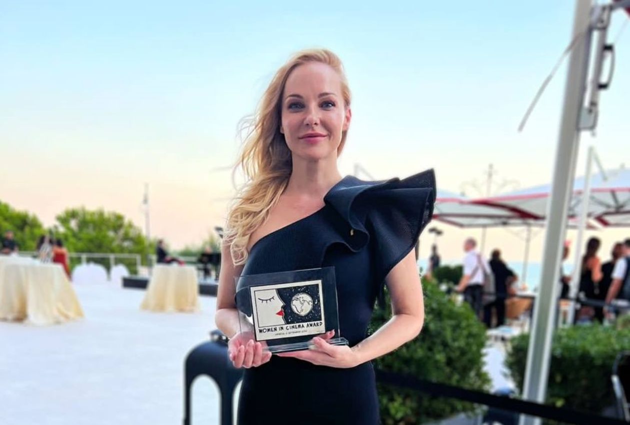 Дарья Трегубова получила награду на Венецианском кинофестивале 2022 года - Кино