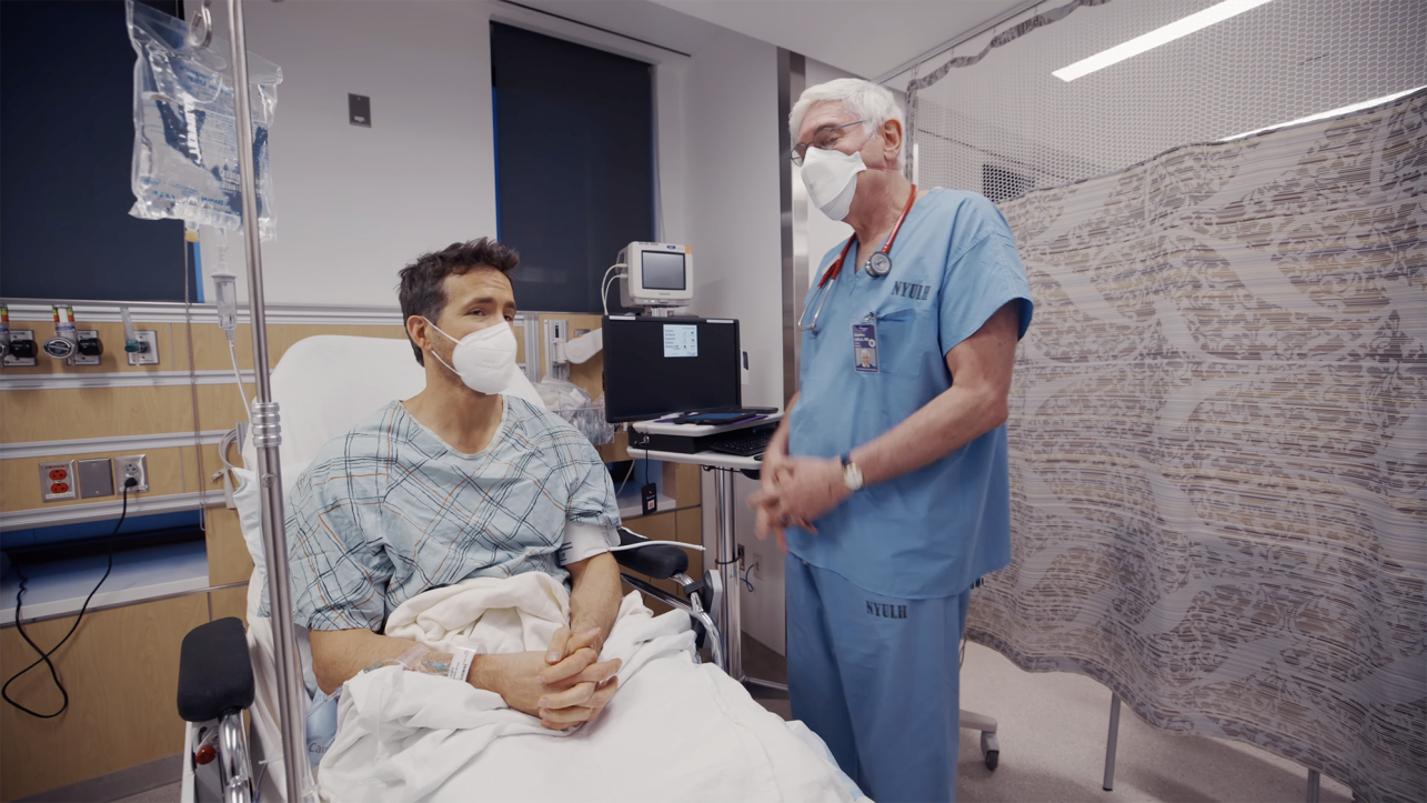 РаянРейнольдс зняв на відео процедуру колоноскопії – чому це врятувало йому життя 