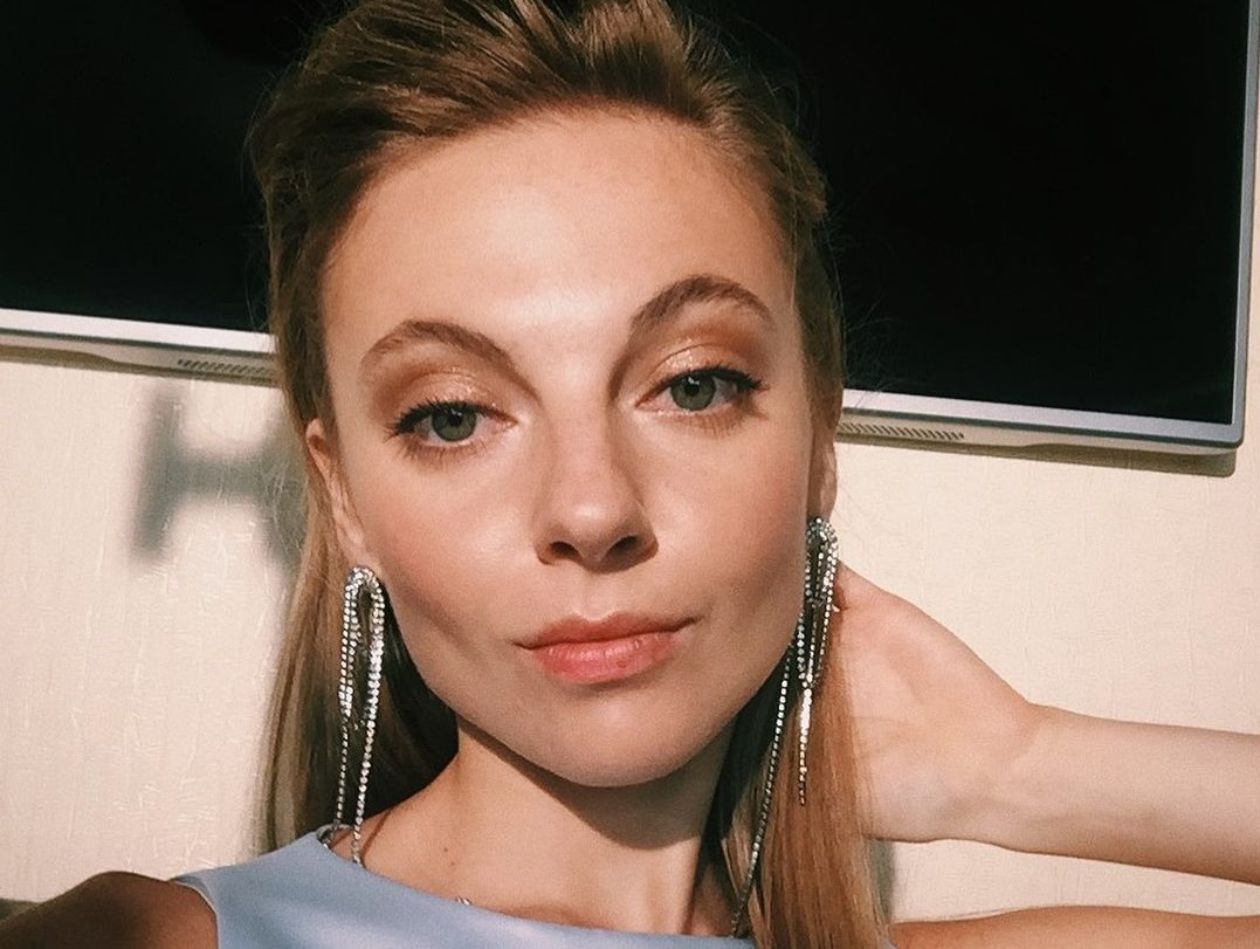 Актриса Елизавета Зайцева осудила Галину Безрук, поддерживающую войну с мужем-россиянином Актриса Елизавета Зайцева осудила Галину Безрук, поддерживающую войну с мужем-россиянином